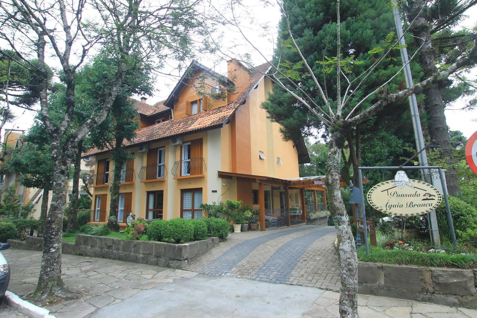 Pousada Águia Branca Gramado Exterior foto